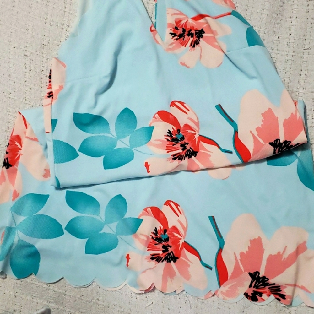 Spring/summer floral lined dress